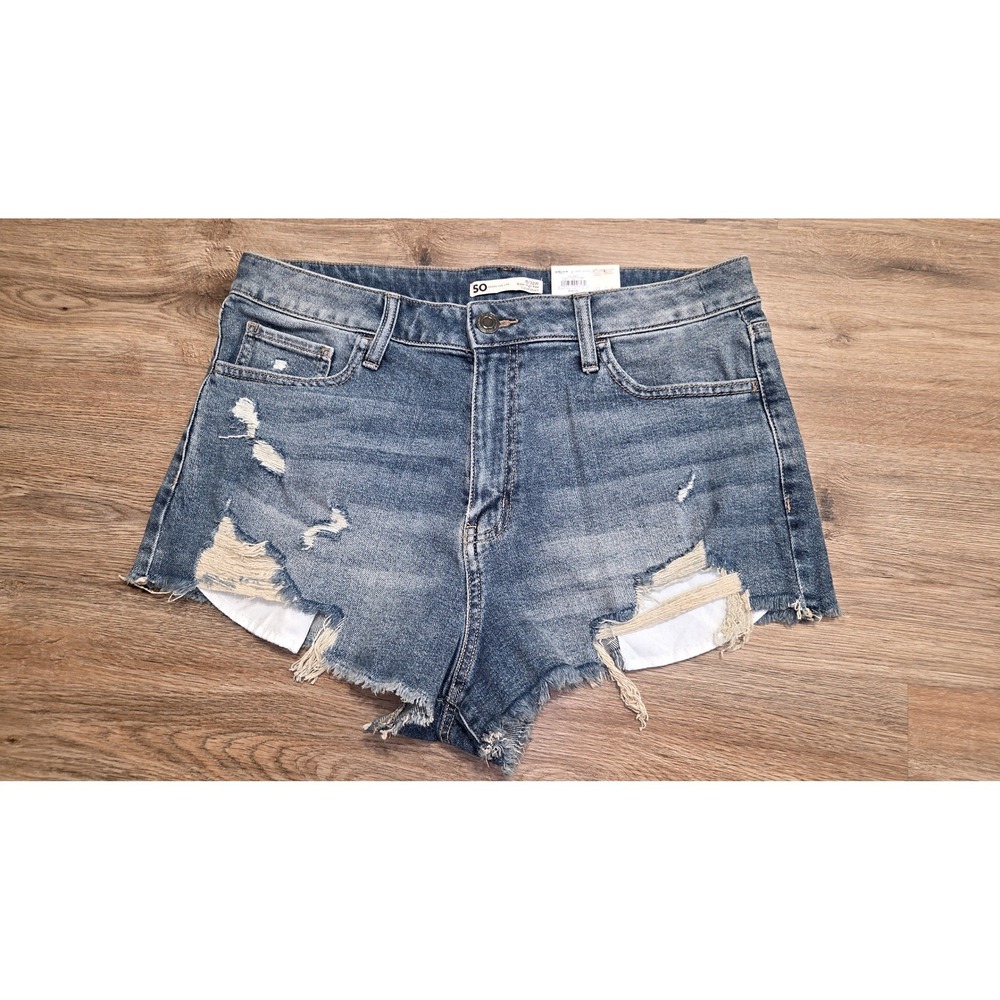 NWT SO size 15/32W Super High Rise Denim Shorts Jean Ripped Cut-Off